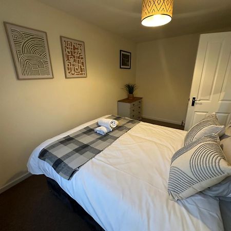 Spacious 3 Bedroom Flat Close To City Center Dalneigh Buitenkant foto